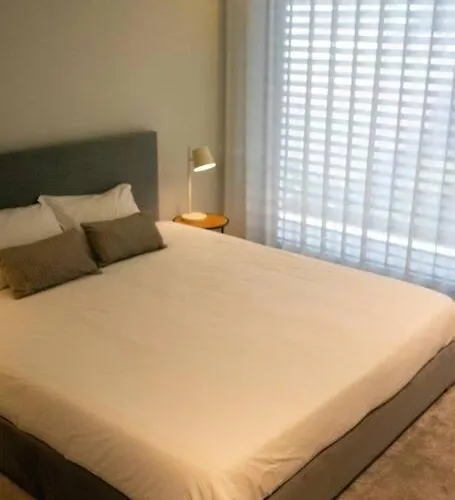 Casa Sol Poente By Tonsdeverde * Moure