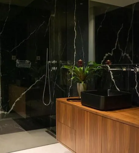 Casa Sol Poente By Tonsdeverde Moure